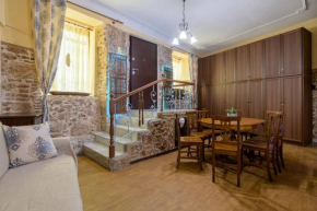 Neo classical 4 bedrooms in psyri